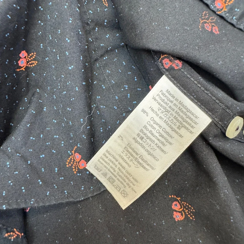 J Crew Shirt Mens Large Blue Black Floral  Button Down Preppy Classic Aesthetic